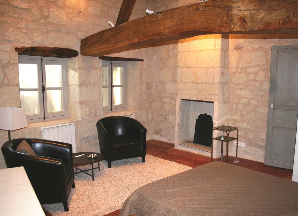 Gite Chateau De Chaintres Dampierre-sur-Loire Szoba fotó